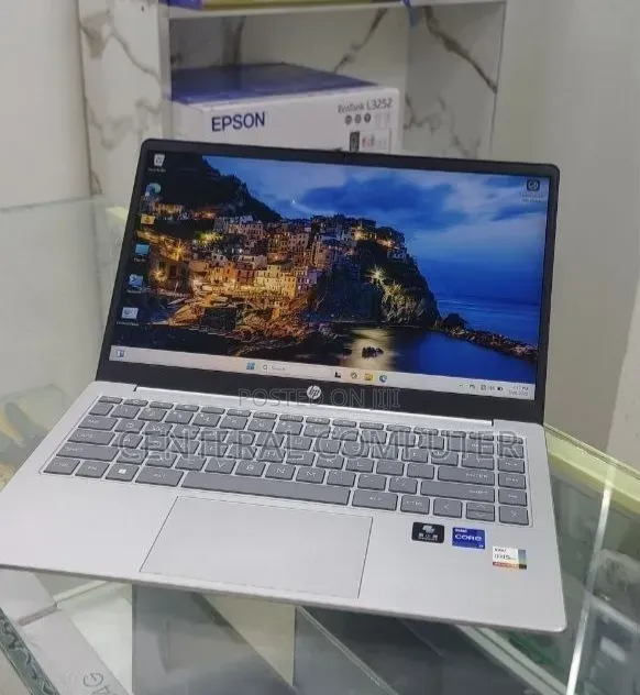 New Laptop HP Stream Notebook 16GB Intel Core i7 SSD 1T
