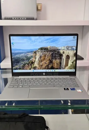 New Laptop HP Stream Notebook 16GB Intel Core i7 SSD 512GB