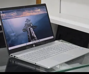 New Laptop HP Pavilion 15 8GB Intel Core i7 SSD 256GB