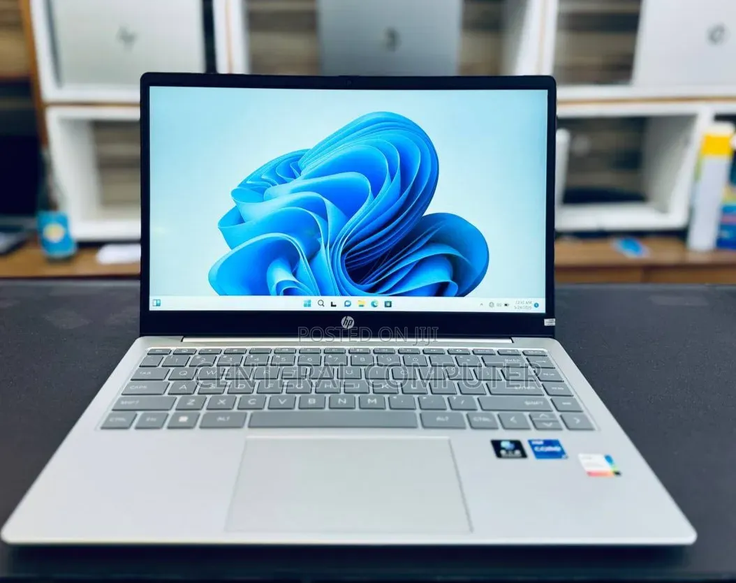 New Laptop HP Stream Notebook 16GB Intel Core i7 SSD 512GB