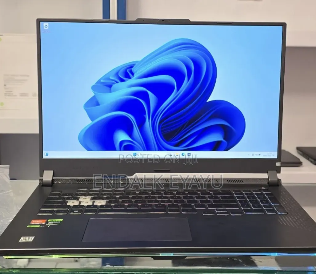 New Laptop Asus G71G 16GB AMD Ryzen 9 SSD 1T