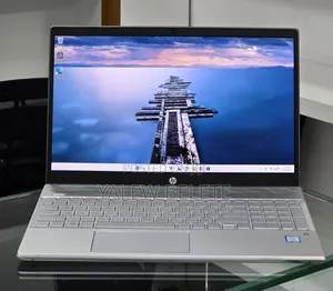 New Laptop HP Pavilion 15 8GB Intel Core i7 SSD 256GB