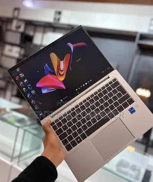 New Laptop HP EliteBook 840 G9 16GB Intel Core i7 SSD 512GB
