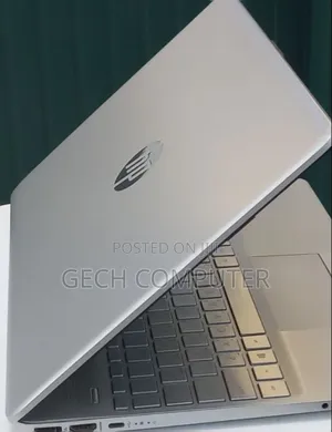 New Laptop HP Stream Notebook 8GB Intel Core i7 SSD 128GB