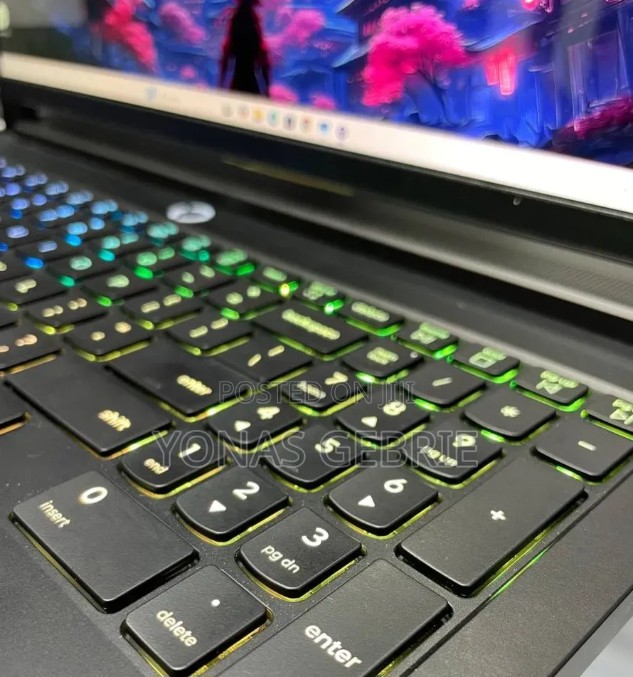New Laptop Lenovo Legion Pro 7 64GB Intel Core Ultra 9 SSD 2T