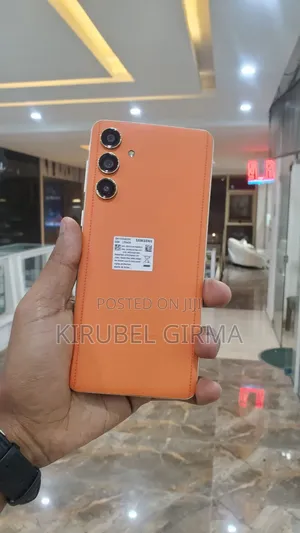 New Samsung Galaxy F55 256 GB Orange