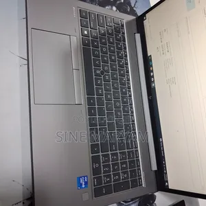 New Laptop HP ZBook Power G7 16GB Intel Core i7 SSD 512GB