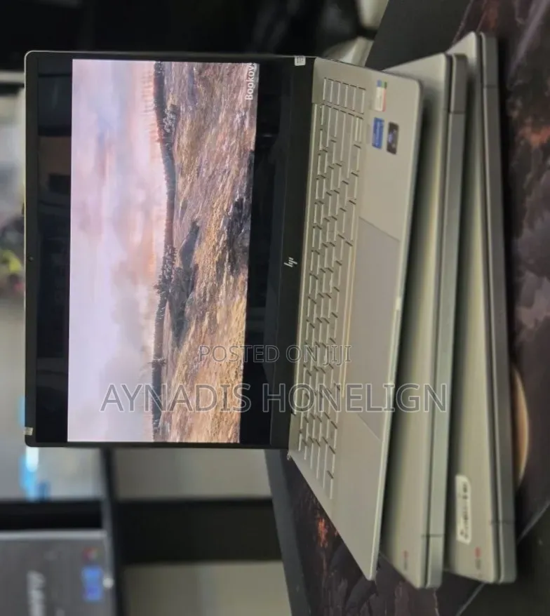 New Laptop HP 16GB Intel Core i5 SSD 512GB