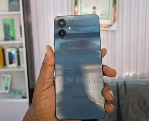 New Samsung Galaxy A06 64 GB Blue