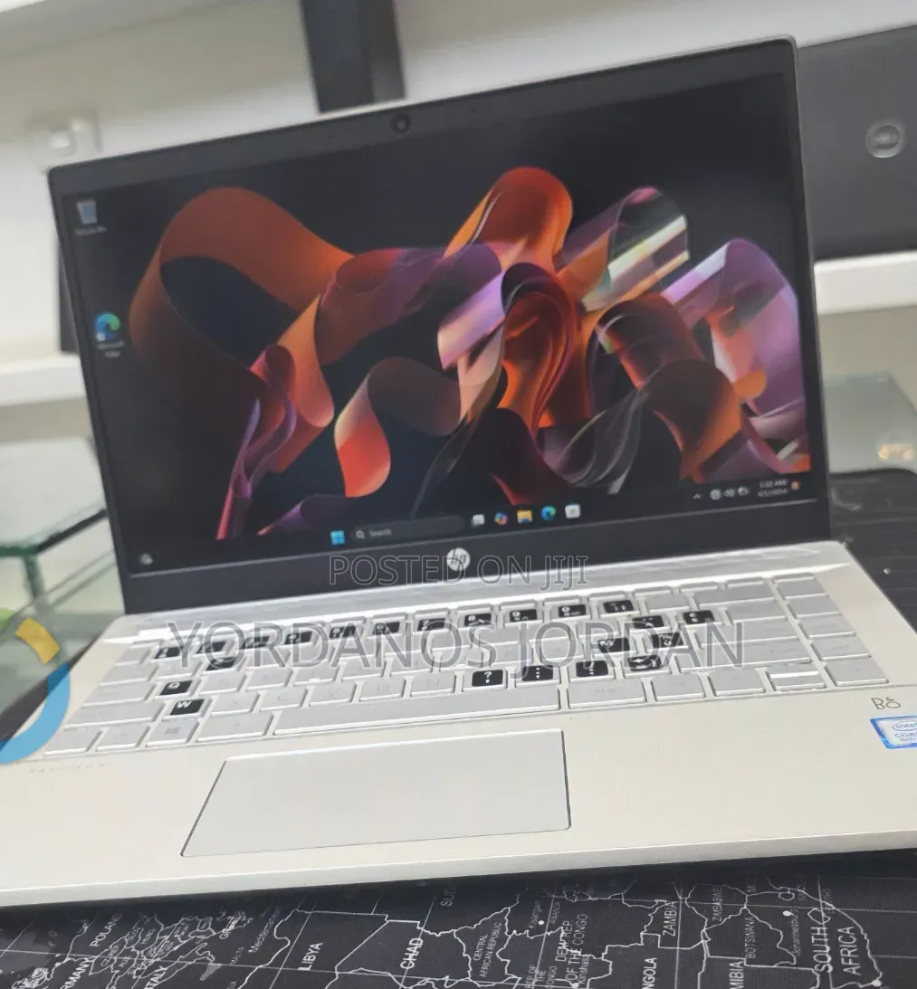 New Laptop HP Pavilion 14 8GB Intel Core i5 SSHD (Hybrid) 1.5T