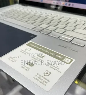 New Laptop Asus Zenbook 14 UX434 16GB Intel Core i7 SSD 512GB