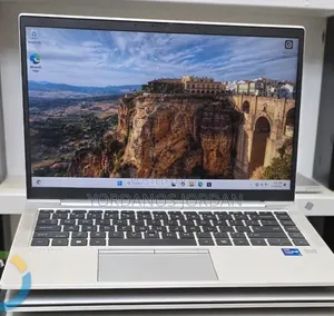 New Laptop HP EliteBook 840 G8 16GB Intel Core i7 SSD 512GB