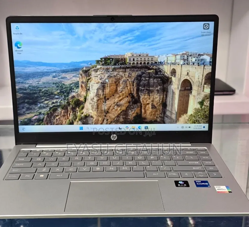 New Laptop HP Stream Notebook 16GB Intel Core i7 SSD 512GB