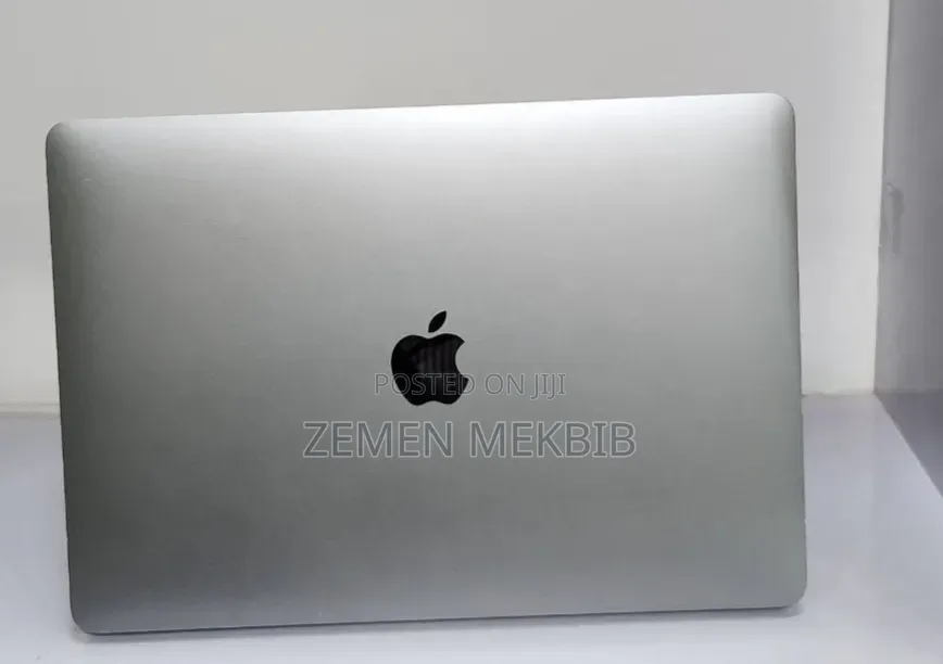 New Laptop Apple MacBook Air 2020 M1 8GB Apple M1 SSD 256GB