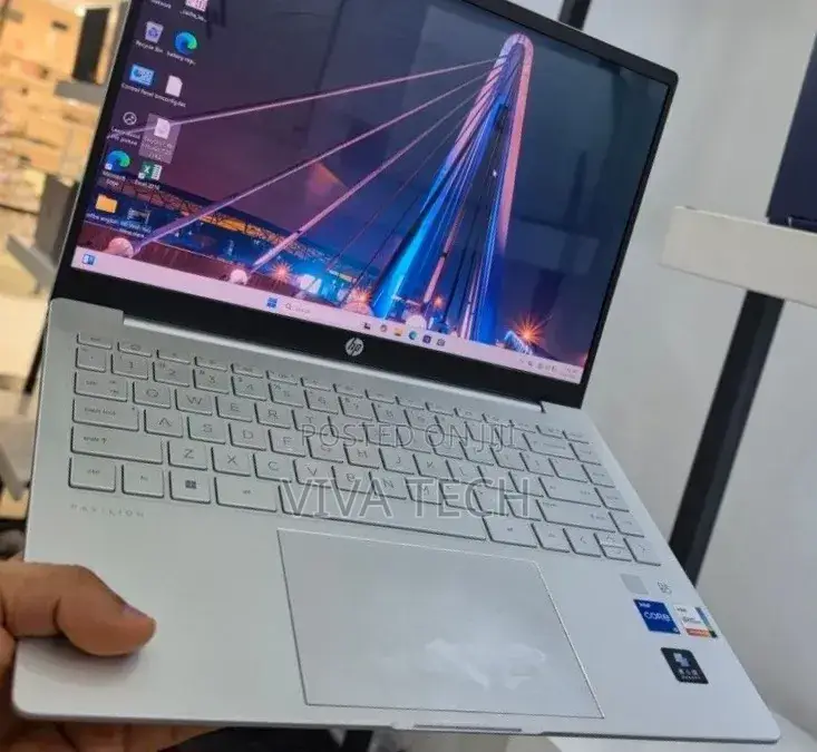 New Laptop HP Pavilion 14 16GB Intel Core i5 SSD 512GB