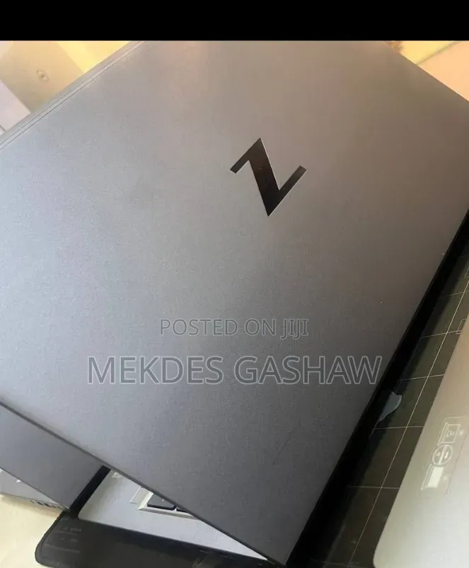 New Laptop HP ZBook Power G7 16GB Intel Core i7 SSD 512GB