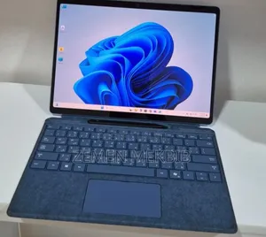 New Laptop Microsoft Surface 16GB Intel Core i7 SSD 512GB