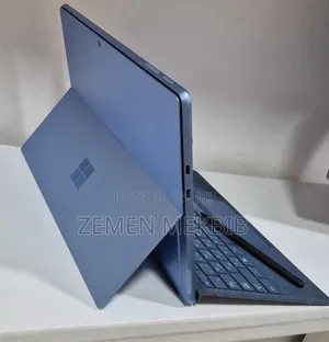 New Laptop Microsoft Surface 16GB Intel Core i7 SSD 512GB