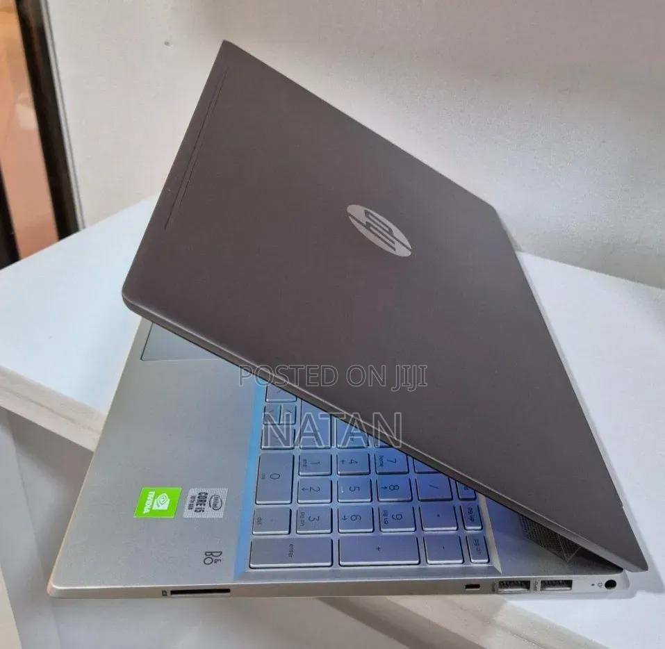 New Laptop HP Pavilion 15t 8GB Intel Core i5 SSD 512GB