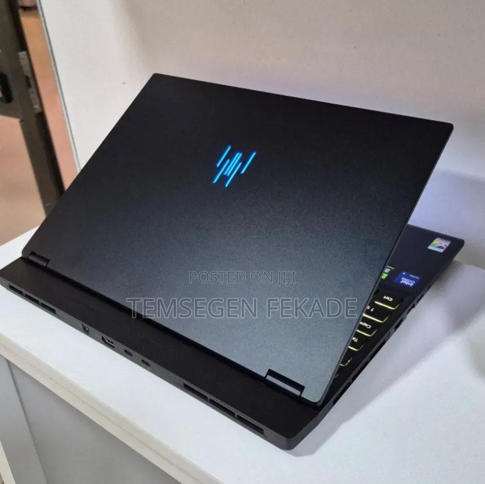 New Laptop Acer Predator Helios Neo 16 16GB Intel Core Ultra 9 SSD 1T