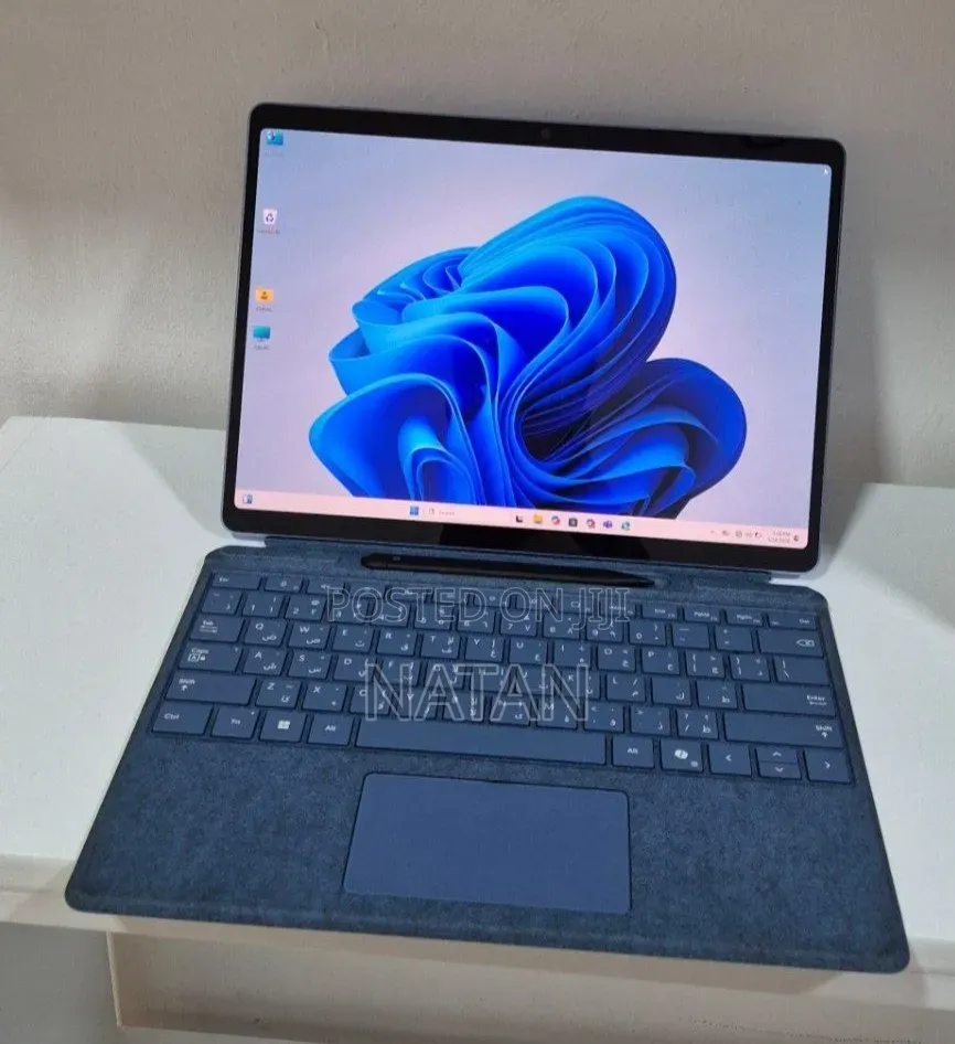 New Microsoft Surface Pro 11th Edition, a Copilot+ PC 16GB SSD 512GB