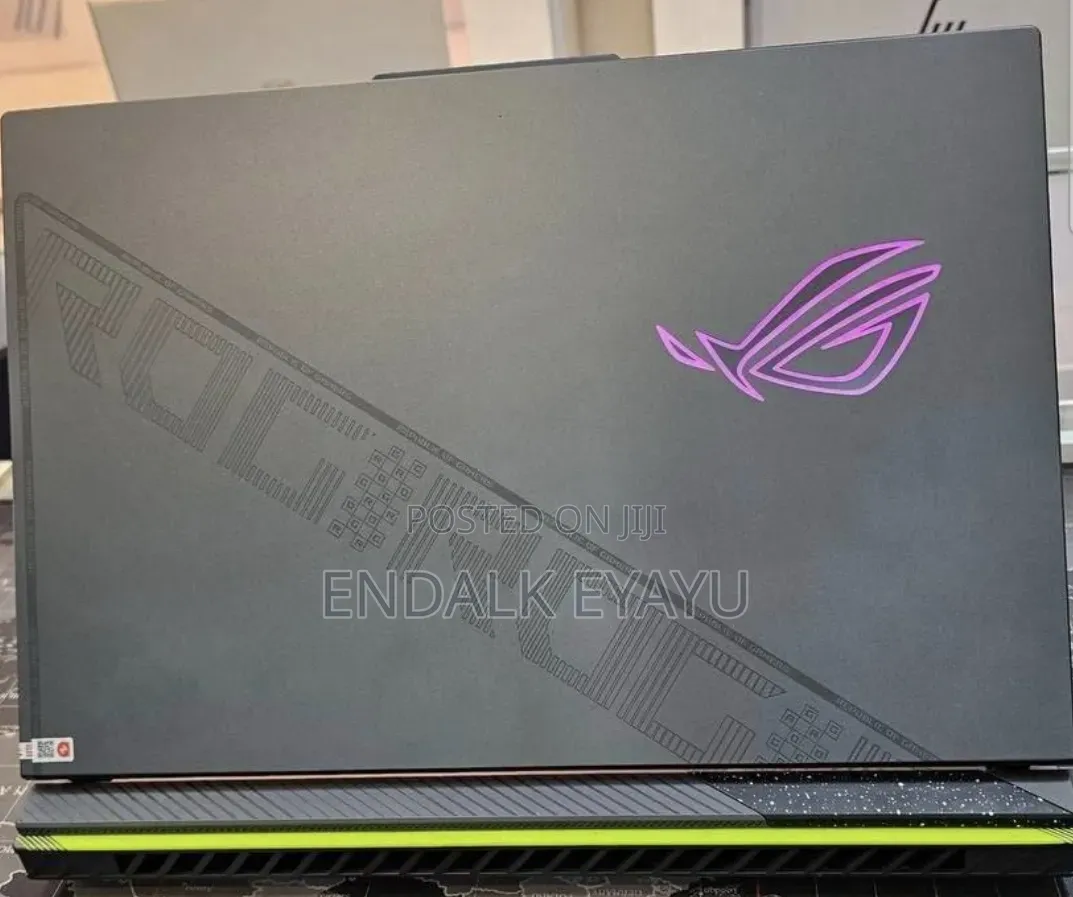 New Laptop Asus ROG Strix G15 16GB Intel Core i9 SSD 1T
