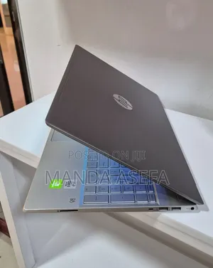New Laptop HP Pavilion 15 8GB Intel Core i5 SSD 512GB