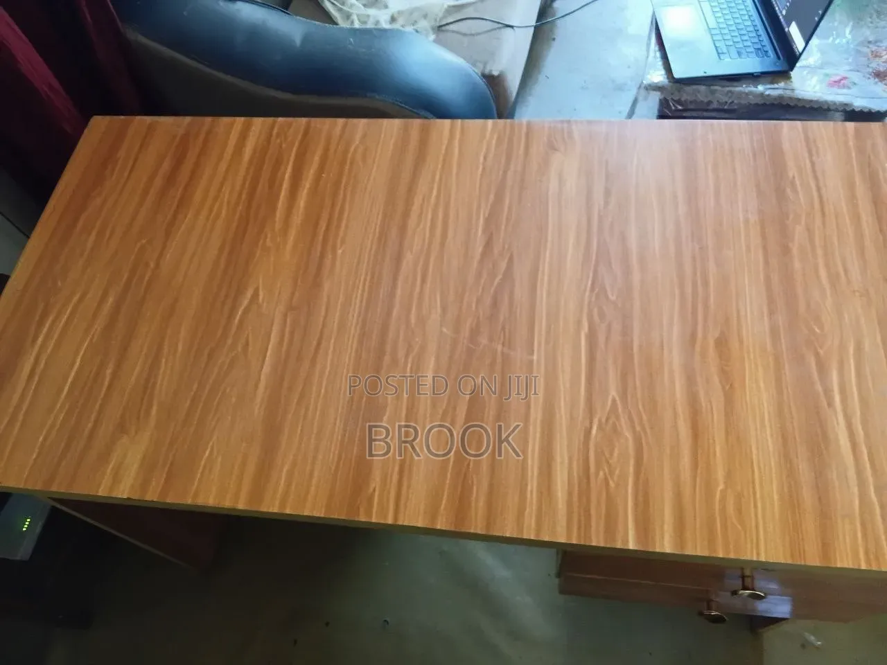Used 1 Table and 5 Chairs