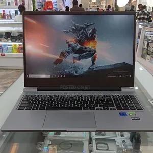 New Laptop HP Omen 16 16GB Intel Core i7 SSD 1T