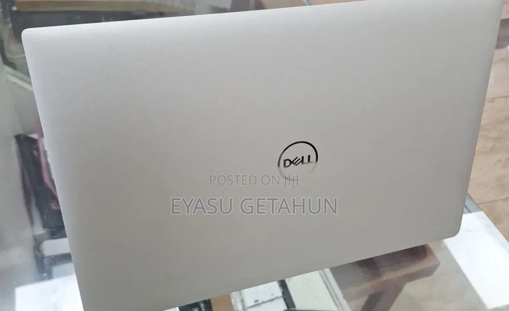 New Laptop Dell XPS 15 16GB Intel Core i7 SSD 512GB