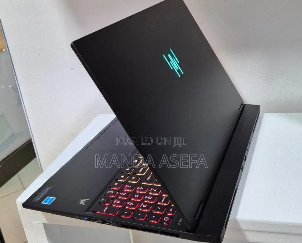 New Laptop Acer Predator Helios Neo 16 16GB Intel Core Ultra 9 SSD 1T