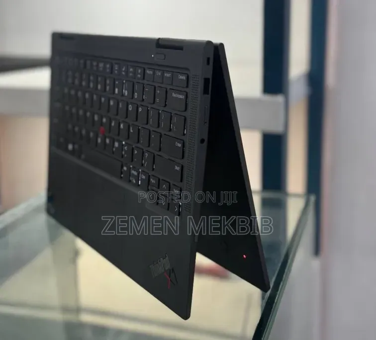 New Laptop Lenovo ThinkPad Yoga 16GB Intel Core i7 SSD 512GB