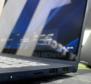 New Laptop Lenovo Legion 5i 16GB AMD Ryzen 7 SSD 1T