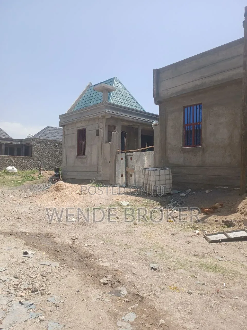 4bdrm House in ዱከም ከተማ, Oromia-Finfinne for sale