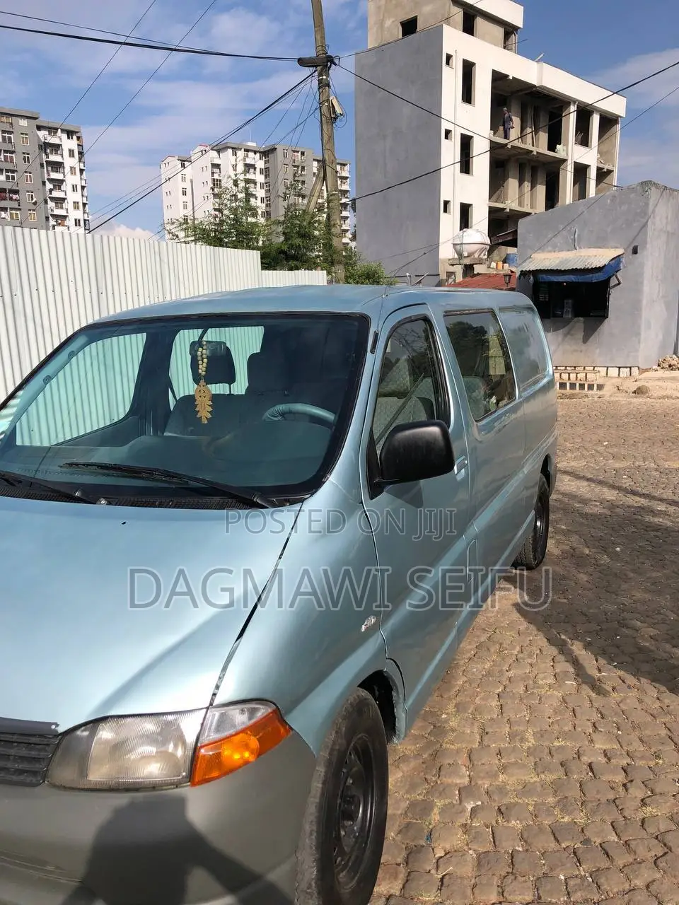 Toyota HiAce 2005