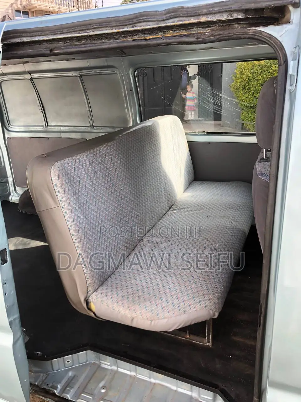 Toyota HiAce 2005