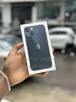 New Apple iPhone 13 128 GB Blue