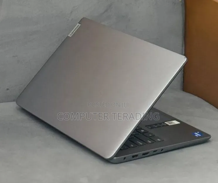 New Laptop Lenovo Ideapad 3 16GB Intel Core i5 SSD 512GB