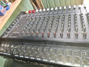 Yamaha Powerd Mixer