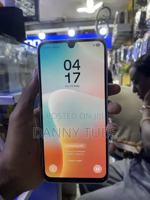 New Samsung Galaxy M16 128 GB Silver