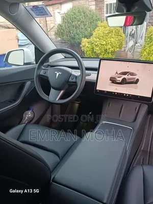 Tesla Model Y 2022 White