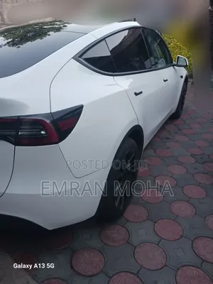 Tesla Model Y 2022 White