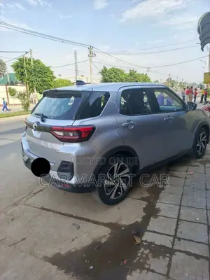 Toyota Raize 1.0 AWD 2022 Silver