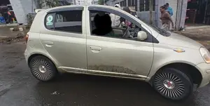 Toyota Vitz 2004 Gold