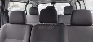 Toyota HiAce 2010 Silver