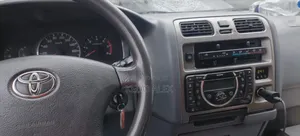 Toyota HiAce 2010 Silver