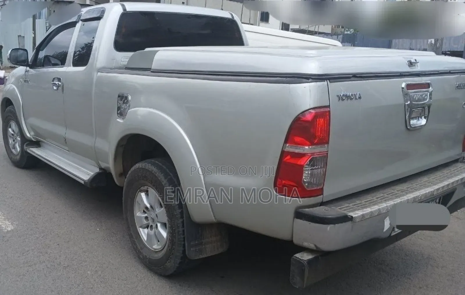 Toyota Hilux 2010 Silver