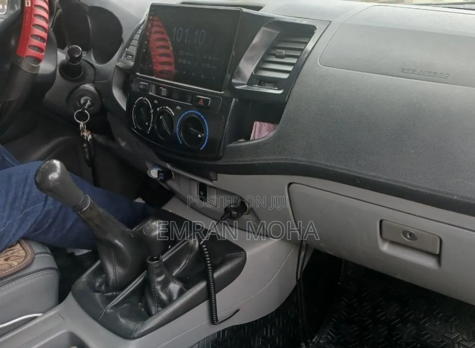 Toyota Hilux 2010 Silver