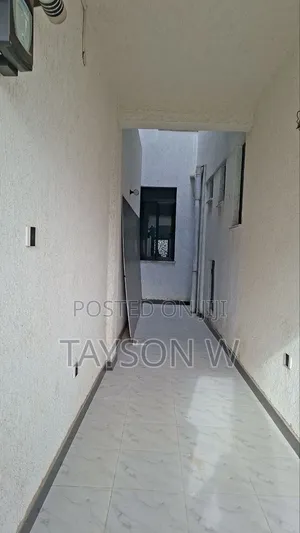 5bdrm House in Addis Ababa, Bole for sale