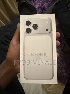 New Apple iPhone 17 Pro Max 256 GB Silver